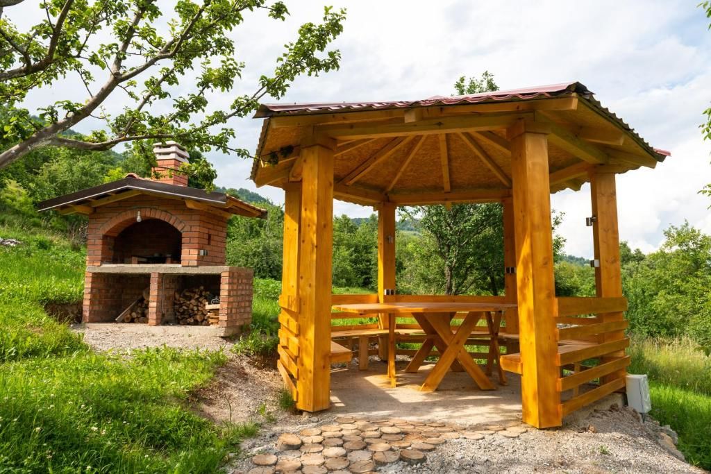 Апартаменты AgroV Rooms Мойковац