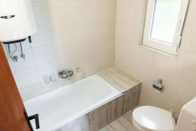 Апартаменты AgroV Rooms Мойковац-46